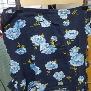 Floral sleeveless top